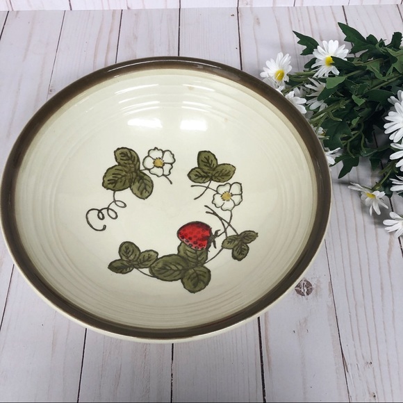 Poppy trail by Metlox California Strawberry Bowl